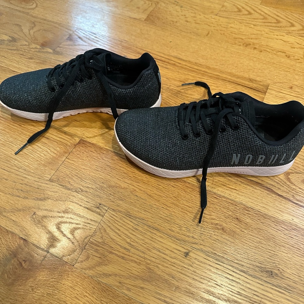 Like new black No Bull trainers with pink soles